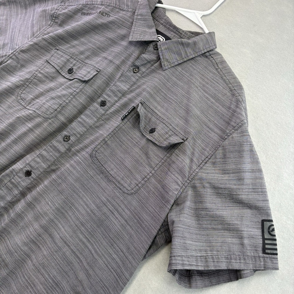 Ecko Unltd Shirt Mens Large Gray Solid Short Sleeve Button Front Flag Patriotic